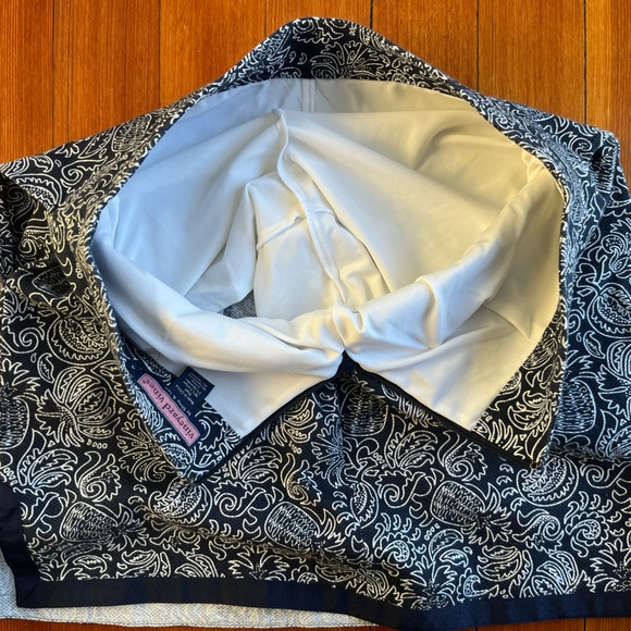 Almost new Vinyard Vines skirt - Picture 2 of 4